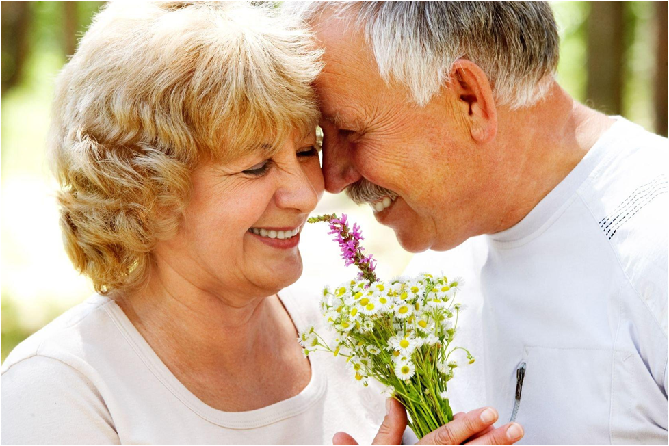 Что подарить родителям на свадьбу Что подарить родителям на свадьбу