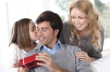 Как выбрать подарок папе: рекомендации и советы